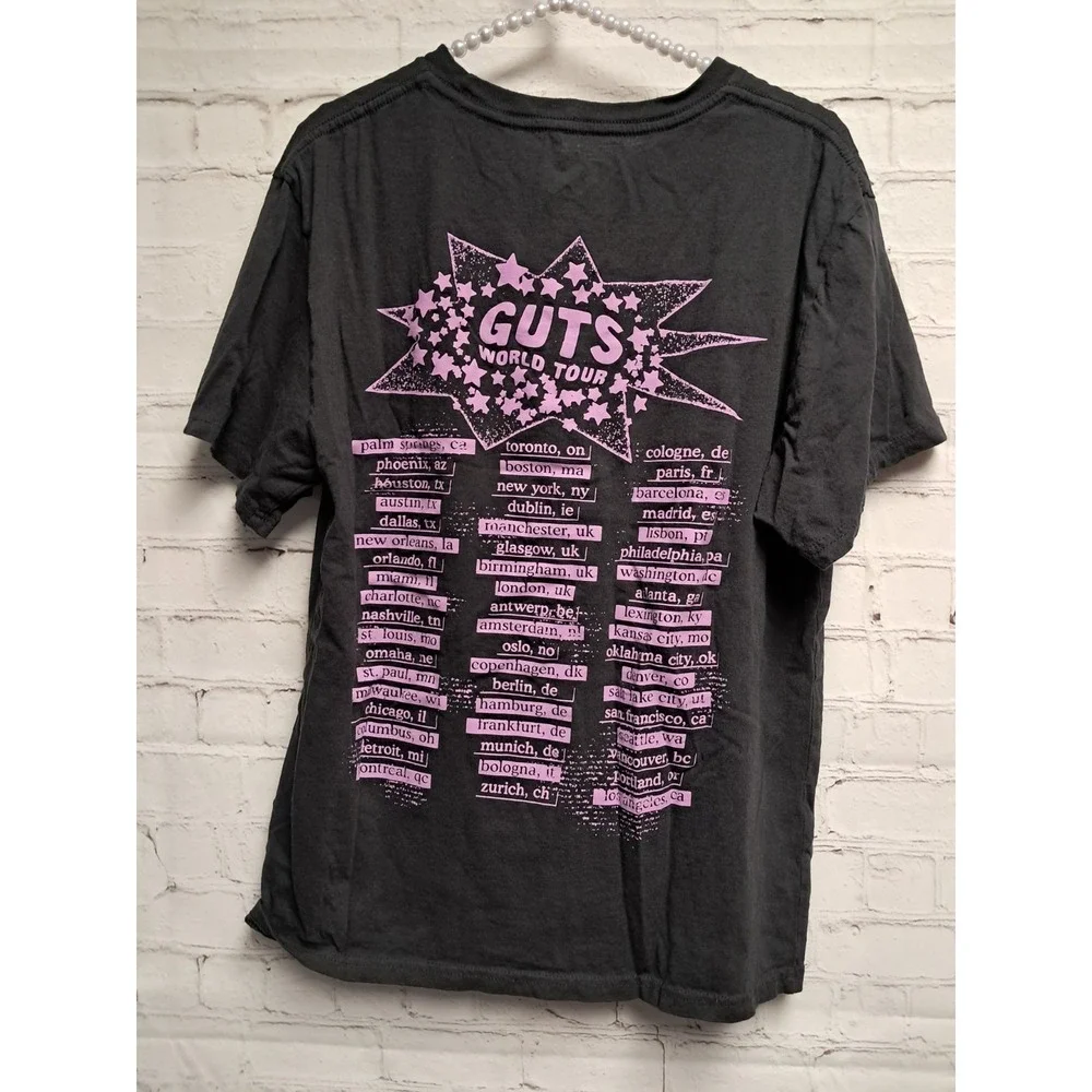 Olivia Rodrigo Spill UR Guts Tour T Shirt. Short Sleeve-size Large.‎ I Would Say
